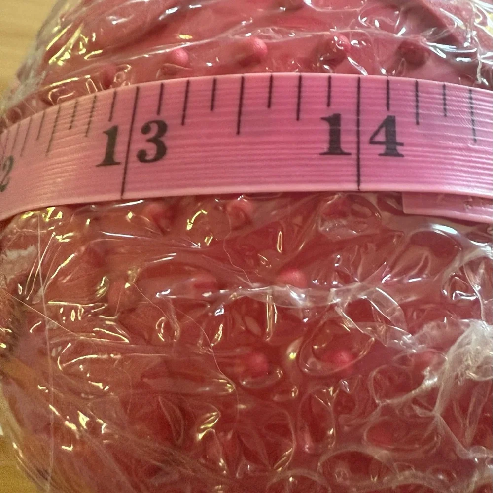 ☄️ Interactive Red Ball Feeder Toy for Dogs